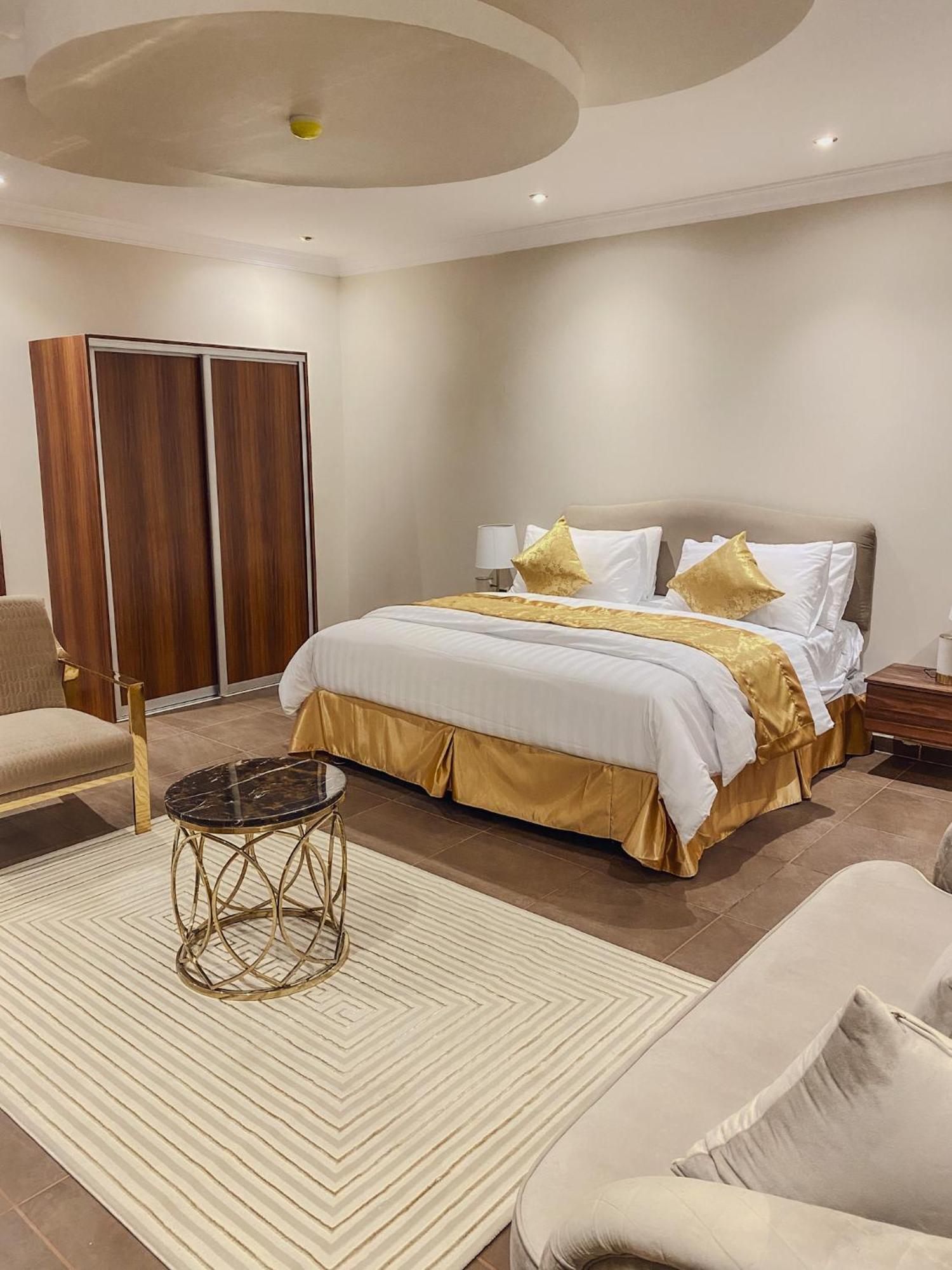 Comfort Al Taawon - Family Only شقة فندقية الرياض