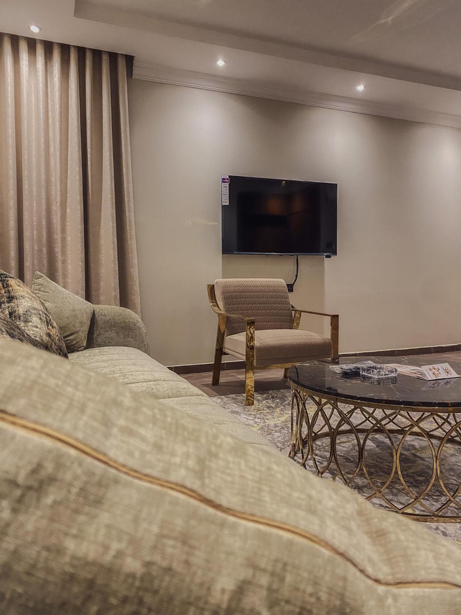 شقة فندقية Comfort Al Taawon - Family Only