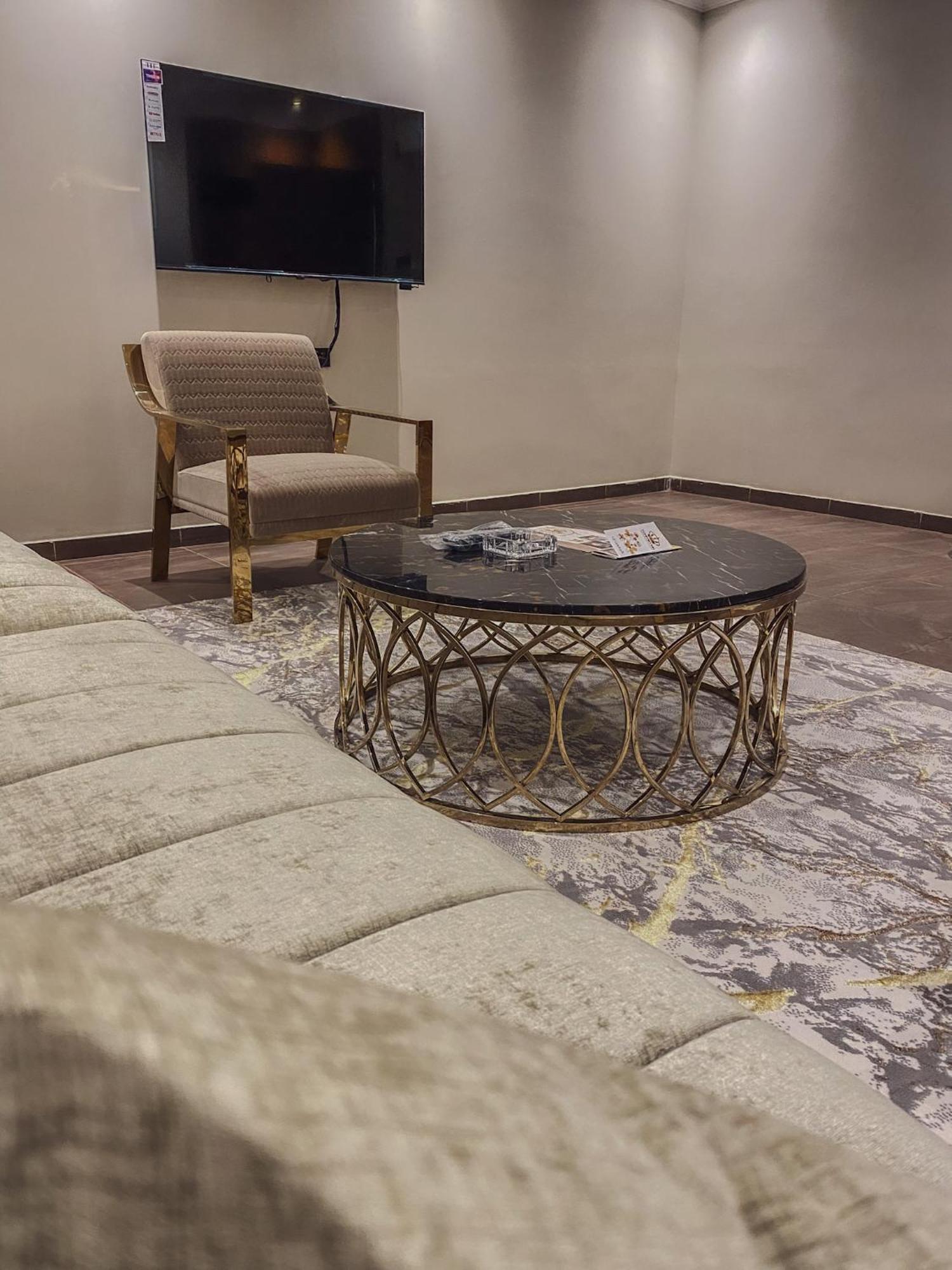 Comfort Al Taawon - Family Only شقة فندقية الرياض
