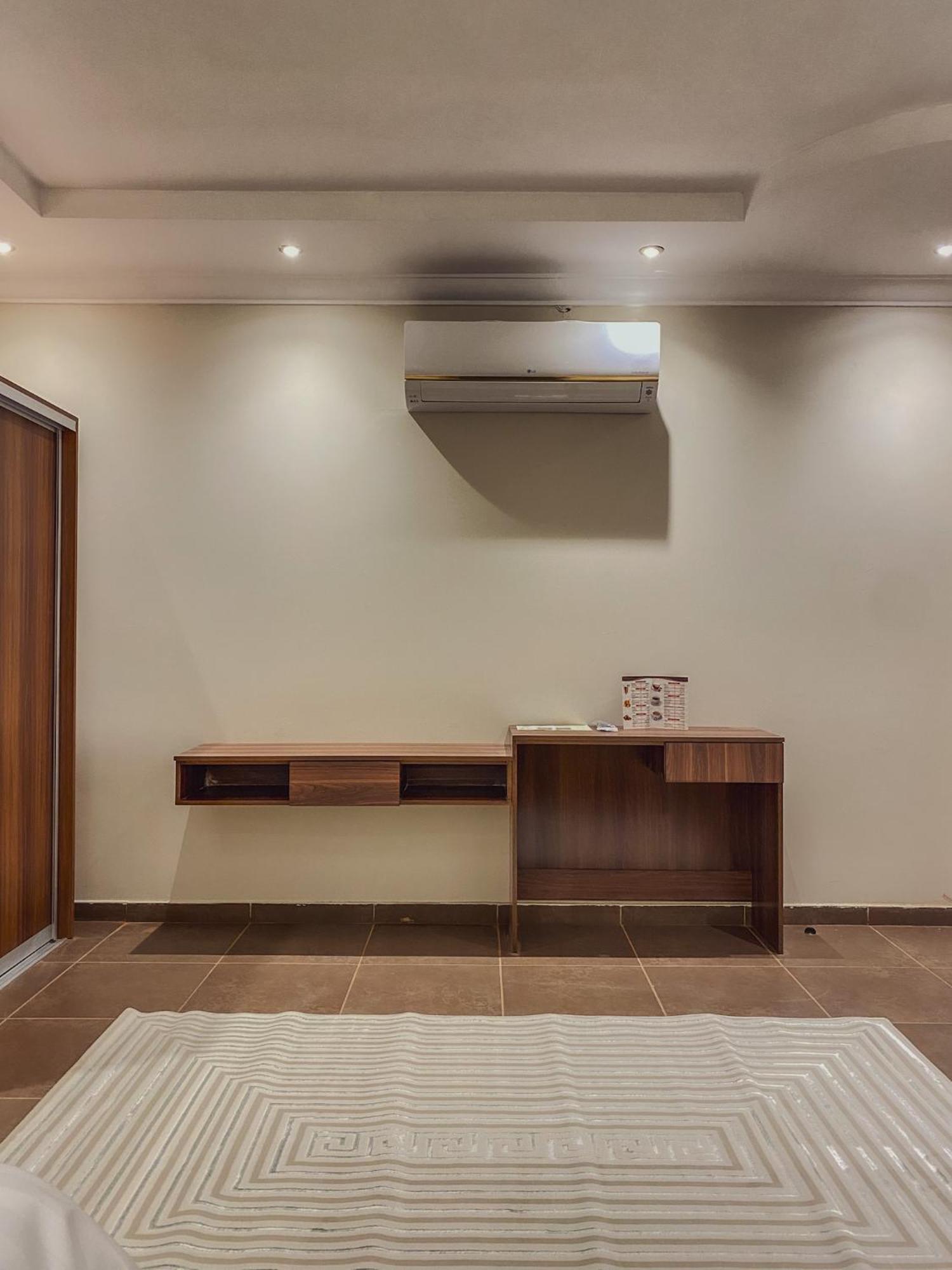 Comfort Al Taawon - Family Only