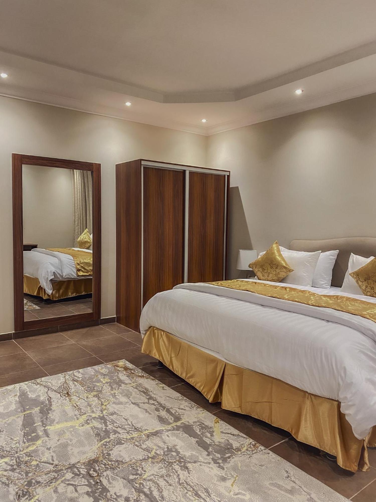 Comfort Al Taawon - Family Only شقة فندقية الرياض